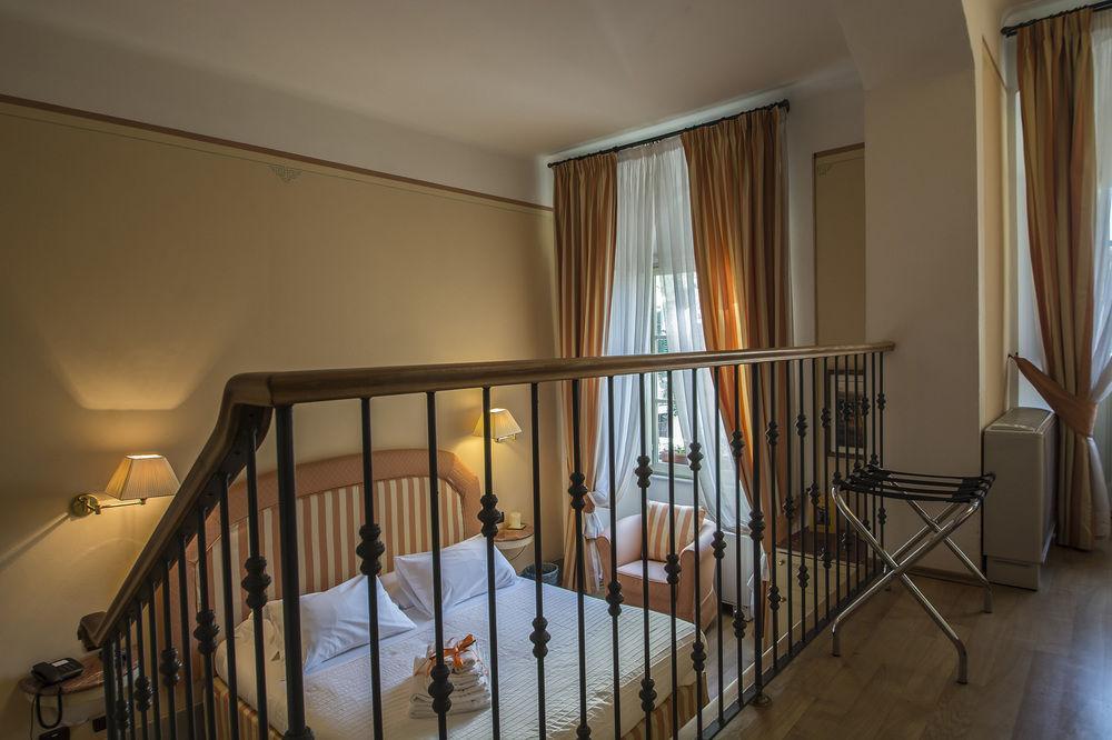 A Palazzo Busdraghi Residenza D'Epoca Bed & Breakfast Lucca Dış mekan fotoğraf