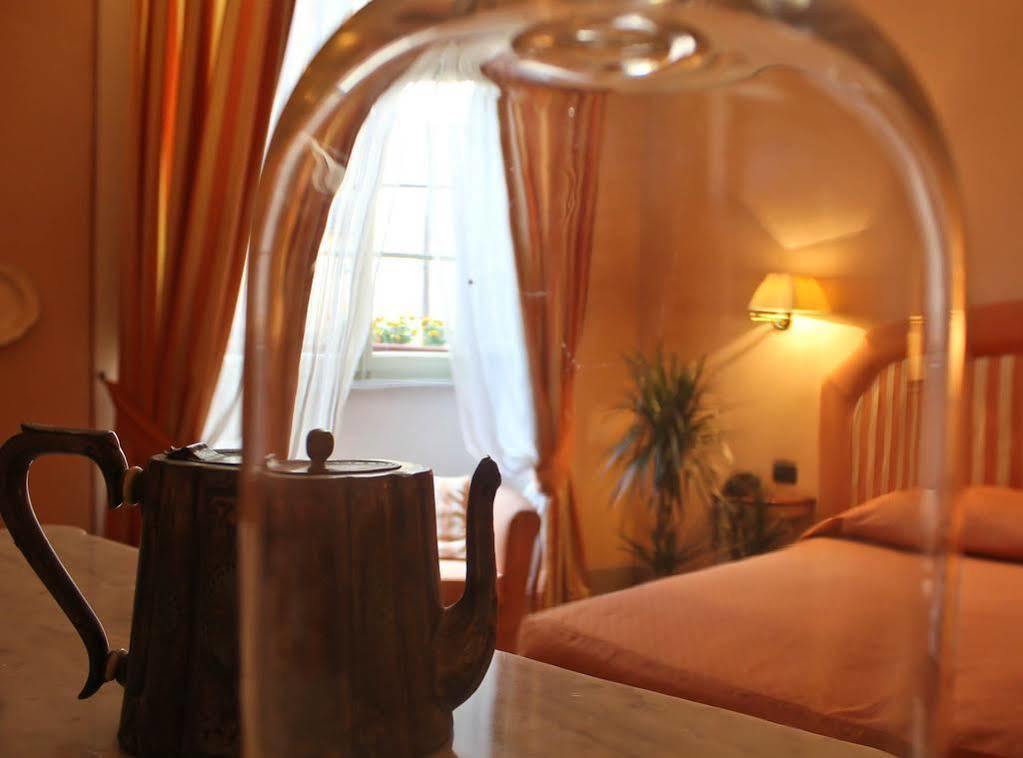 A Palazzo Busdraghi Residenza D'Epoca Bed & Breakfast Lucca Dış mekan fotoğraf